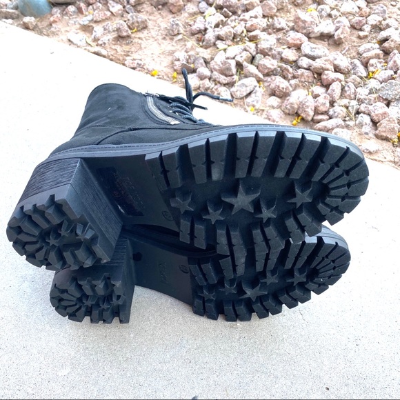 New In Box Black Vegan Suede Zip Lace Up Moto Combat Boots - Picture 7 of 8